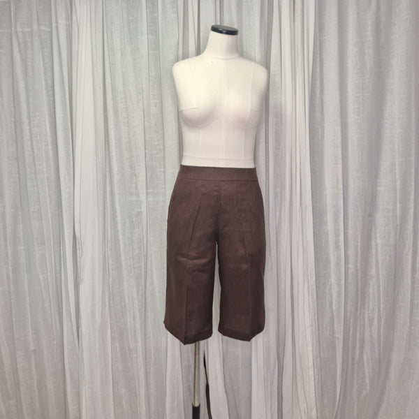 Manhattan Long Short Chocolate 100% European Grown Linen
