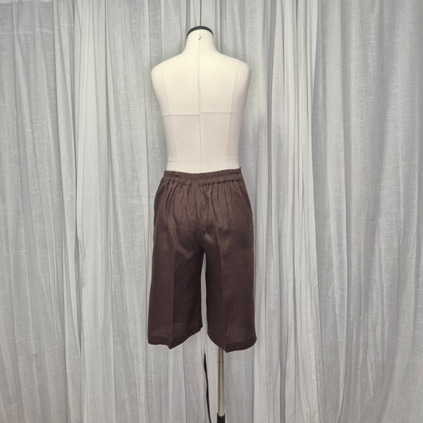 Manhattan Long Short Chocolate 100% European Grown Linen